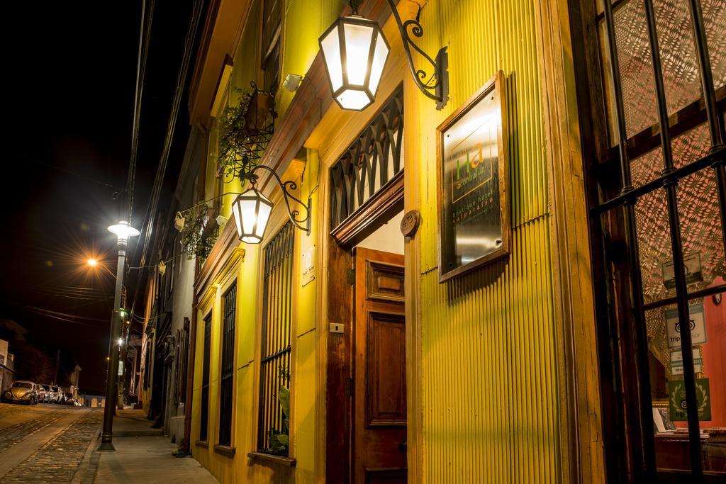 Hotel Boutique Acontraluz Valparaiso Exterior photo